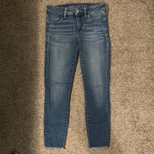 American eagle stretchy skinny jeans